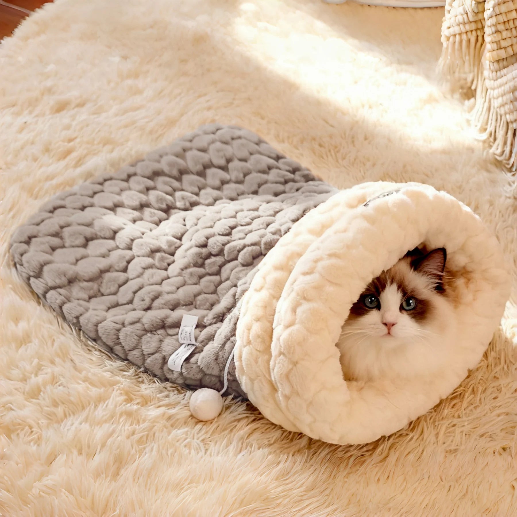 flooom™ CozyCave – Kuschelige Schlafhöhle für Katzen